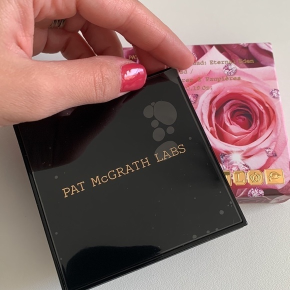 PAT MCGRATH LABS Divine Rose Luxe Quad in Eternal Eden - Picture 4 of 6